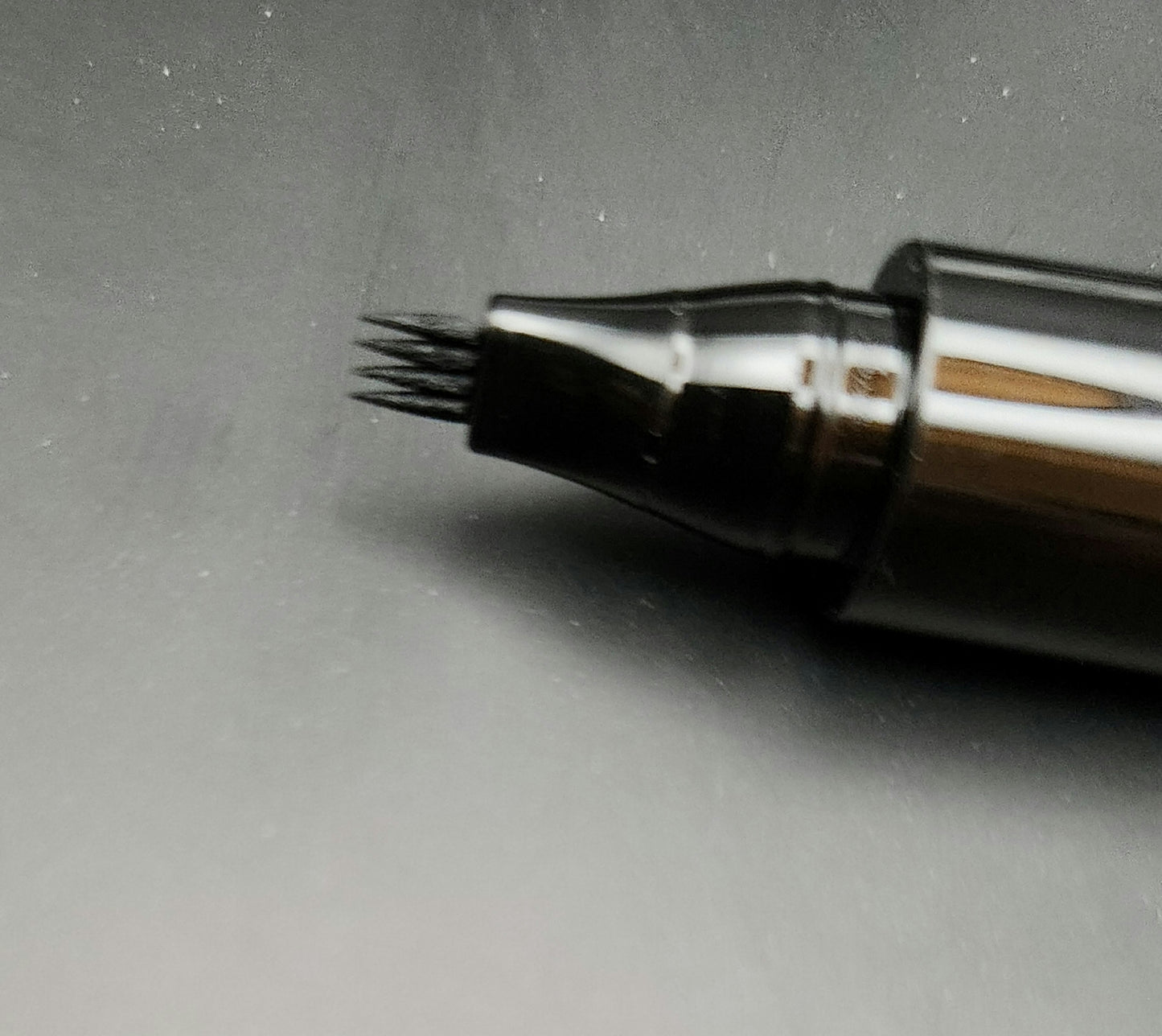 Hair Filler Pen – Fills Beard Patches, Defines Brows & Hairlines | Matte Finish by Larry Looks Waterproof